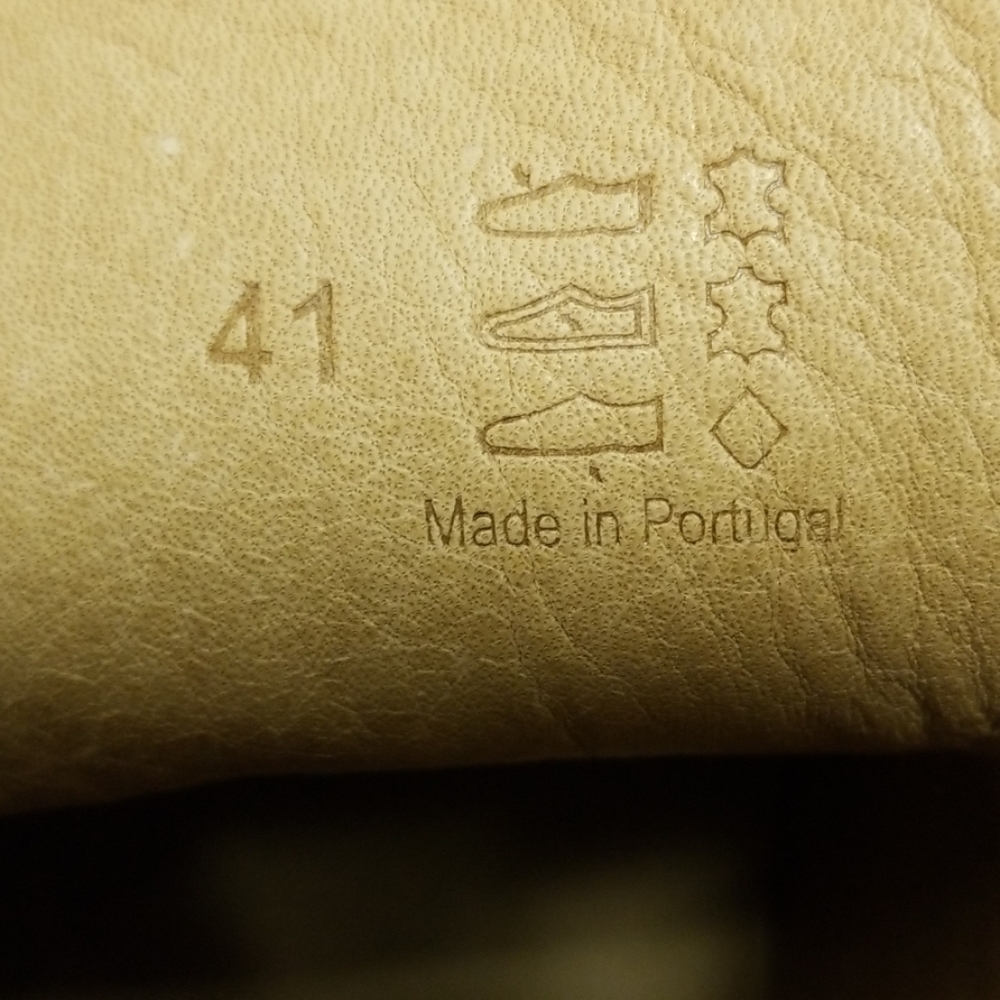A.P.C. Brown Desert Suade Boots size 41 - Picture 3 of 8